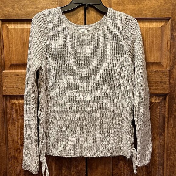 $5 ADD ON with $15+ Bundle American Eagle Outfitters sweater Lace-up Sz S EUC - Picture 1 of 9